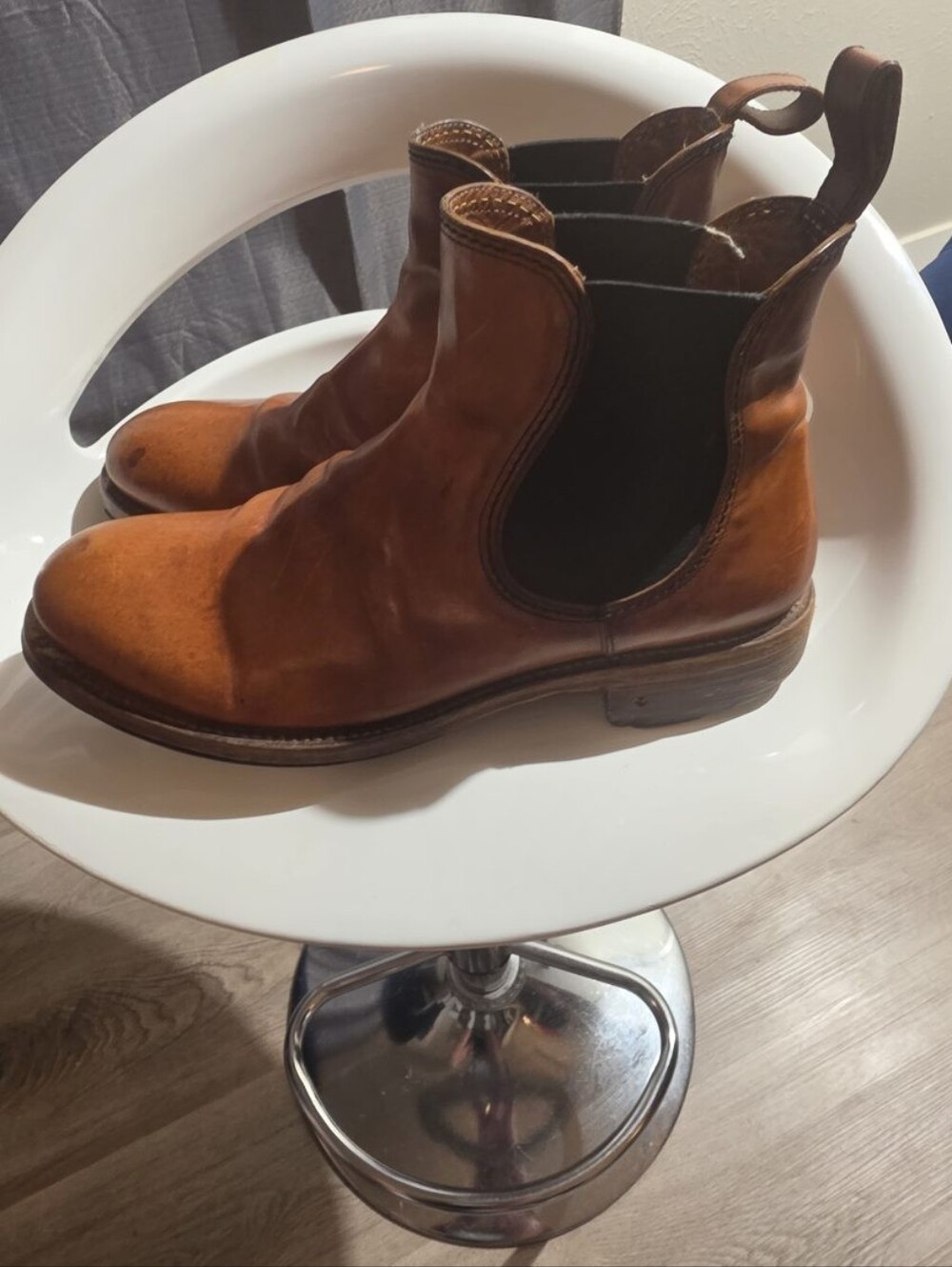 John Varvatos Men's Brown Chelsea Boots - Classic Pull-On Ankle Boots